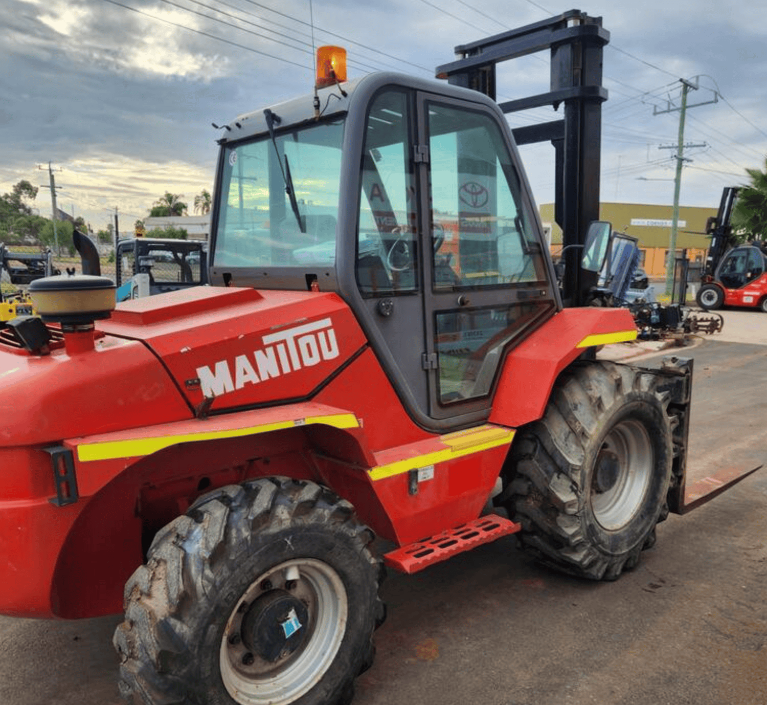 Rough Terrain Forklifts